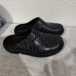 Stylish Zebra Print woman’s  Clogs